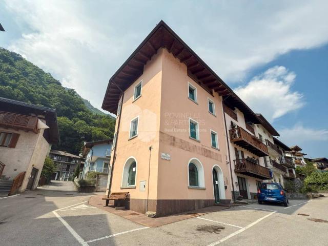 Casa indipendente in vendita a Storo TN