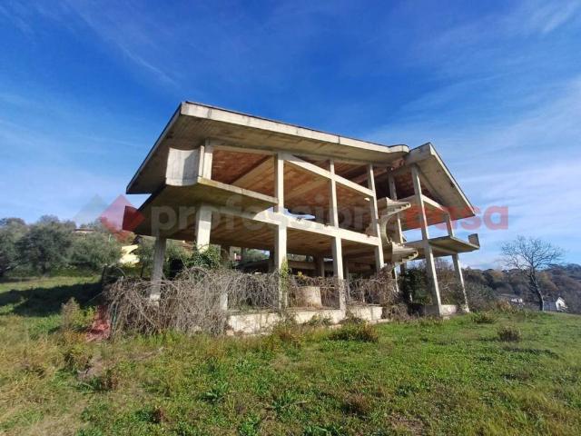 Casa indipendente in vendita a Strangolagalli FR