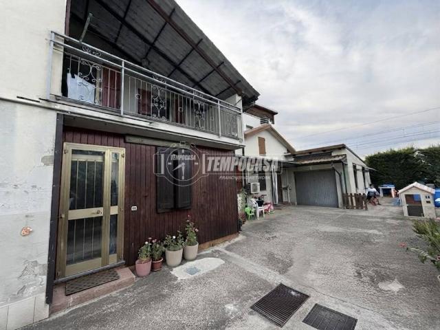 Casa indipendente in vendita a Stradella PV