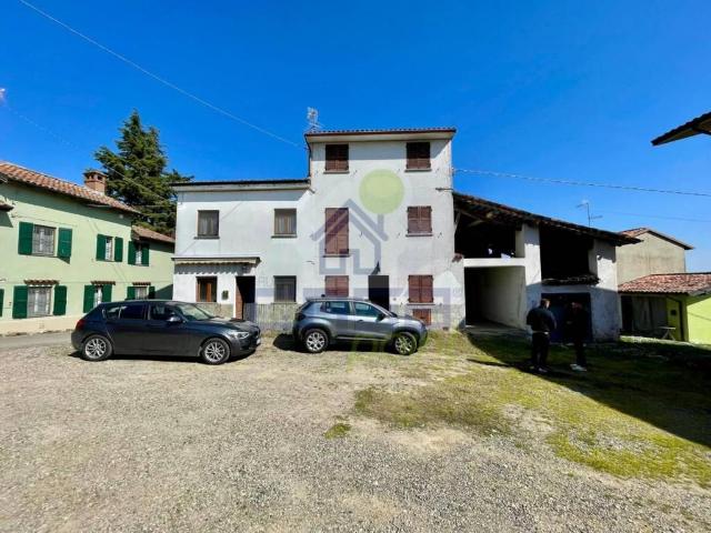 Casa indipendente in vendita a Stradella PV