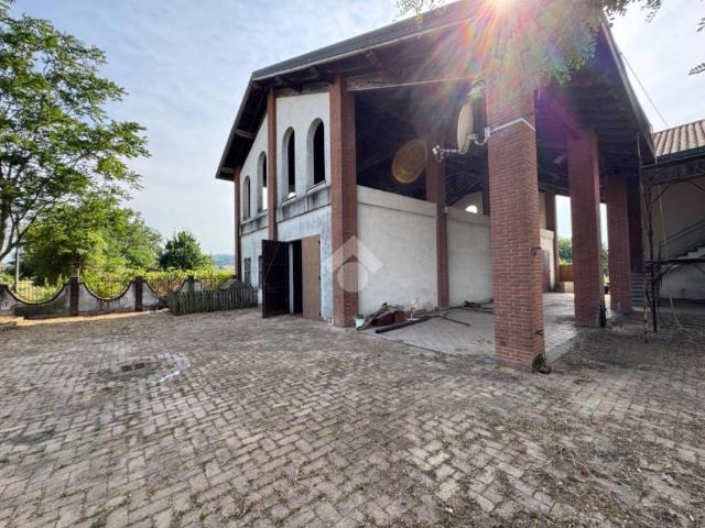 Casa indipendente in vendita a Stradella PV