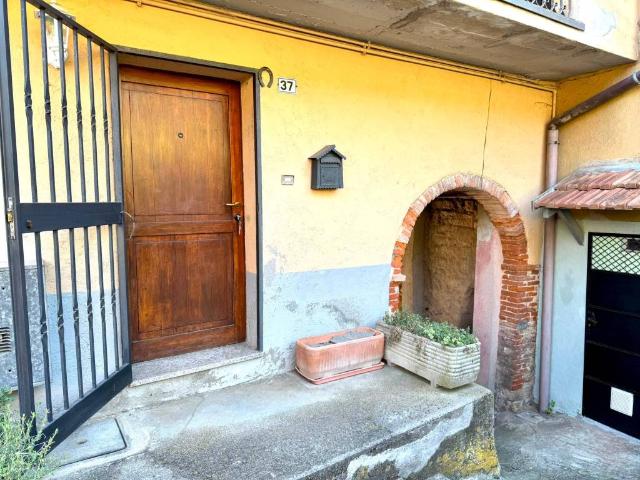 Casa indipendente in vendita a Strozza BG