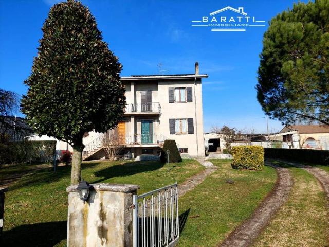 Casa indipendente in vendita a Suzzara MN