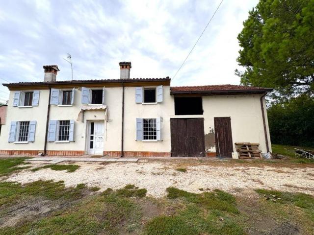 Casa indipendente in vendita a Suzzara MN
