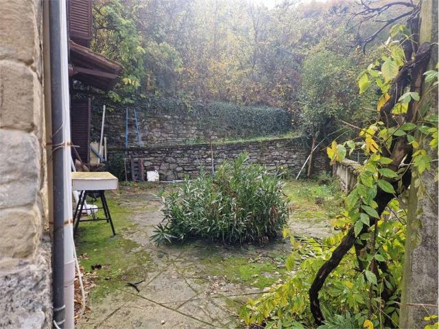 Casa indipendente in vendita a Subbiano AR