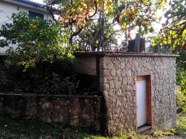 Casa indipendente in vendita a Subbiano AR