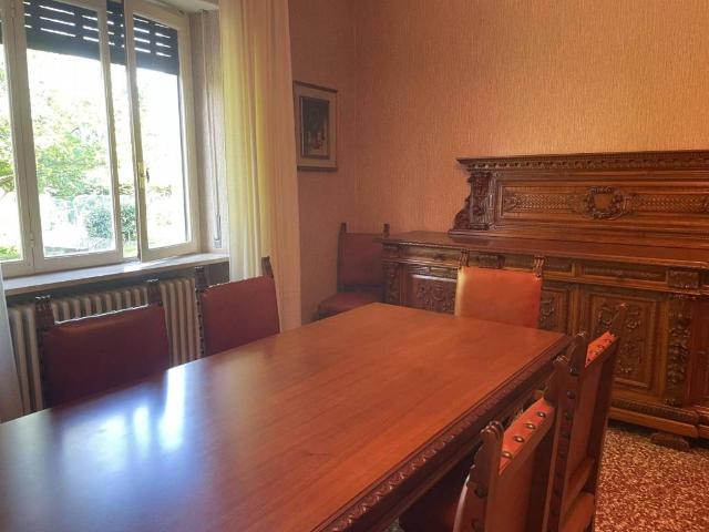 Casa indipendente in vendita a Sumirago VA