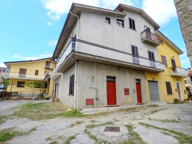 Casa indipendente in vendita a Summonte AV