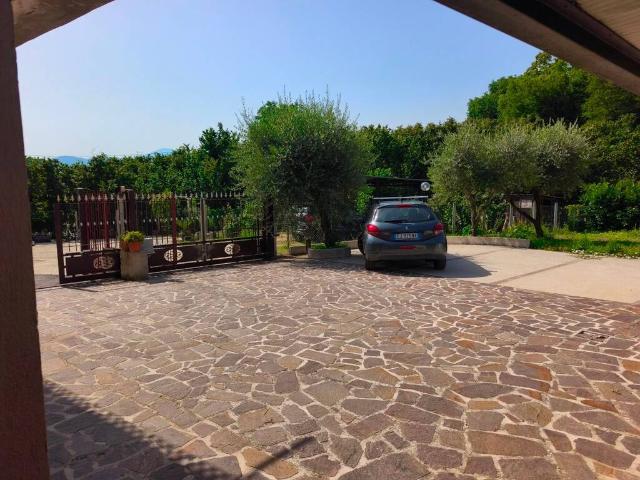 Casa indipendente in vendita a Summonte AV