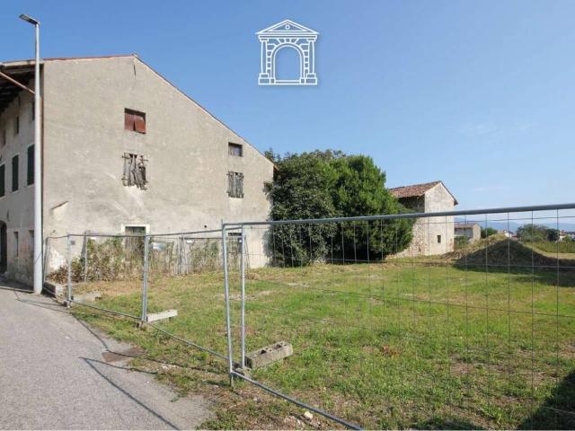 Casa indipendente in vendita a Povoletto UD