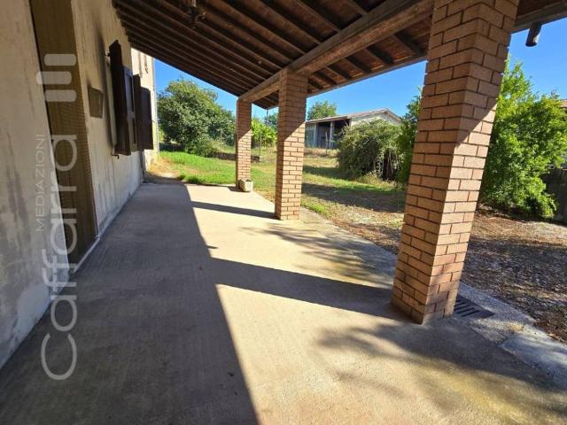 Casa indipendente in vendita a Pozzolengo BS