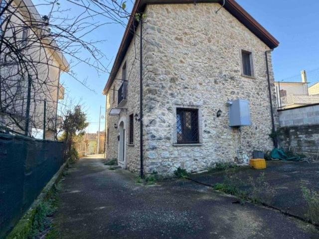 Casa indipendente in vendita a Pozzilli IS