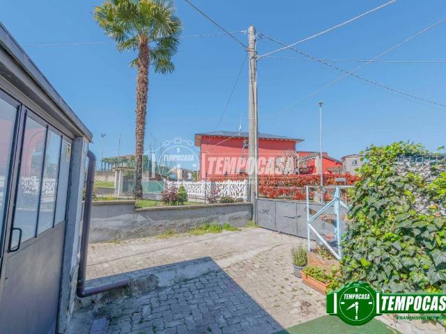 Casa indipendente in vendita a Podenzano PC