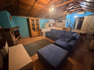 Casa indipendente in vendita a Podenzano PC