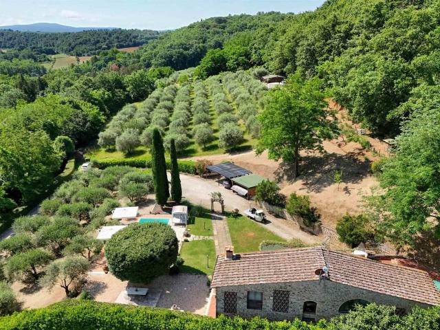 Casa indipendente in vendita a Poggibonsi