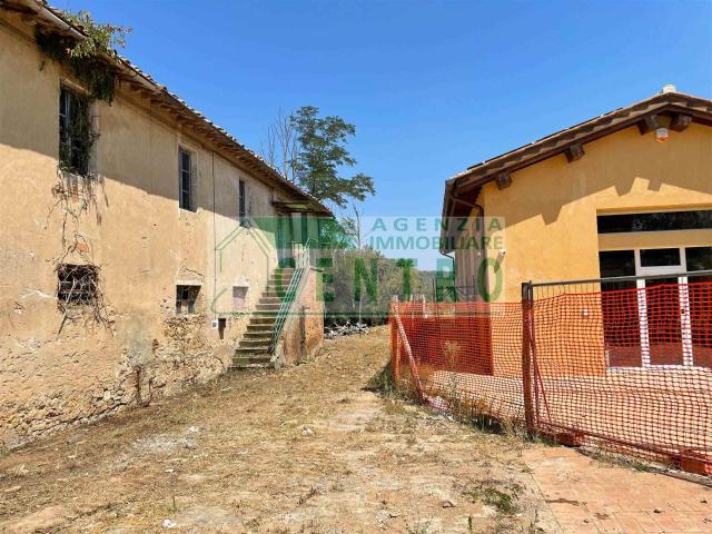 Casa indipendente in vendita a Poggibonsi