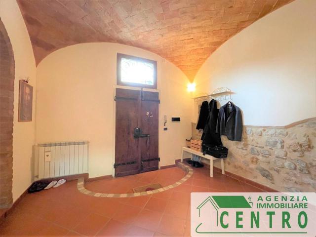 Casa indipendente in vendita a Poggibonsi