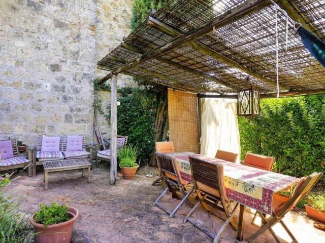 Casa indipendente in vendita a Poggibonsi SI