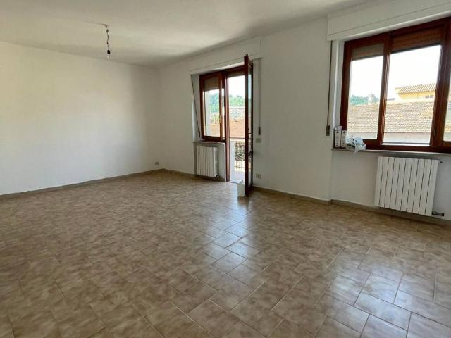 Casa indipendente in vendita a Poggibonsi SI