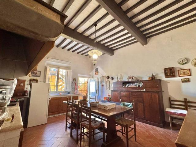Casa indipendente in vendita a Poggio a Caiano PO