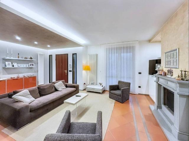 Casa indipendente in vendita a Poggio a Caiano PO