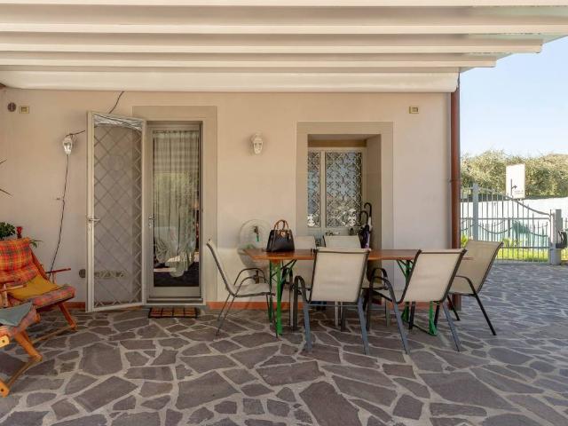 Casa indipendente in vendita a Poggio a Caiano PO