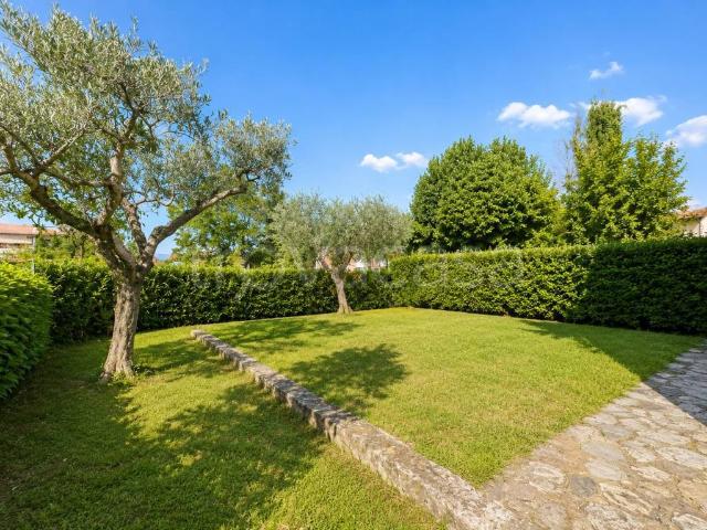 Casa indipendente in vendita a Poggio a Caiano via Filadelfia, Poggetto