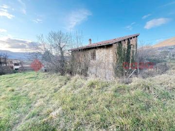 Casa indipendente in vendita a Poggio Bustone RI