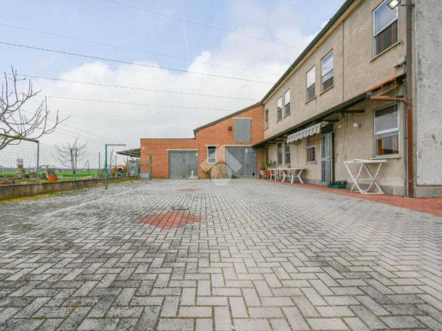 Casa indipendente in vendita a Poggio Renatico FE