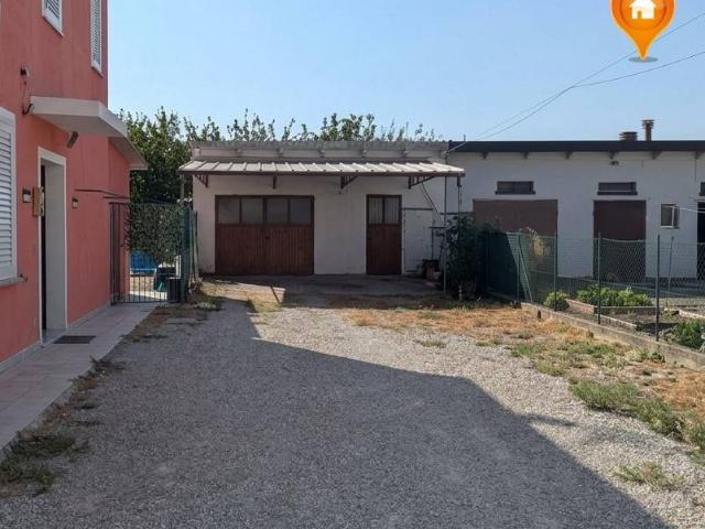 Casa indipendente in vendita a Poggio Renatico FE