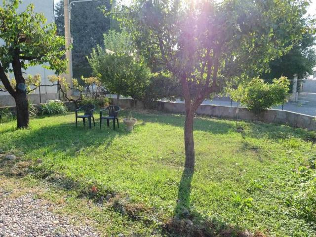Casa indipendente in vendita a Pogliano Milanese MI