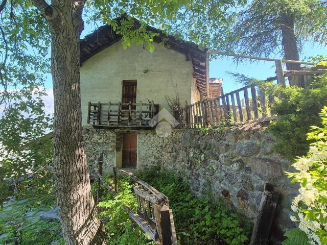 Casa indipendente in vendita a Pollein AO
