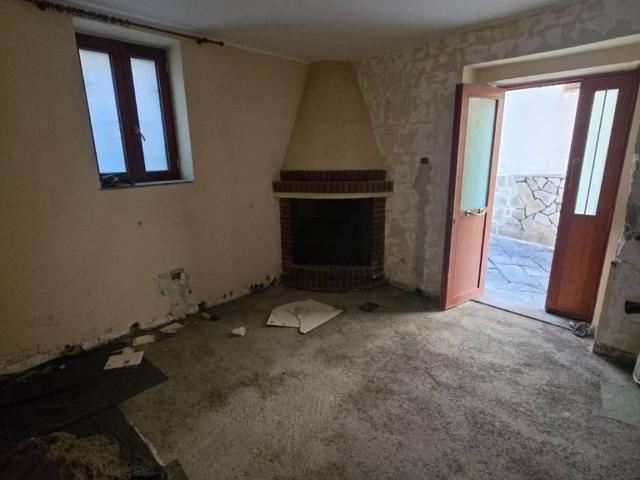 Casa indipendente in vendita a Pollena Trocchia NA