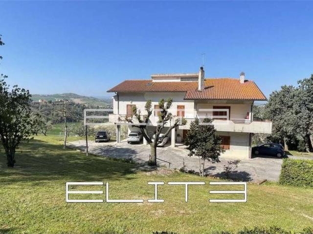 Casa indipendente in vendita a Polverigi AN