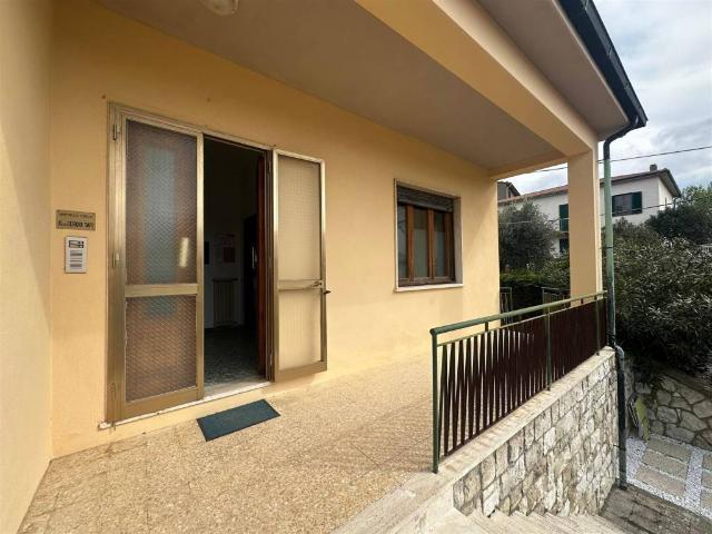 Casa indipendente in vendita a Pomarance PI