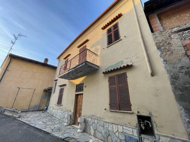 Casa indipendente in vendita a Pomaro Monferrato AL