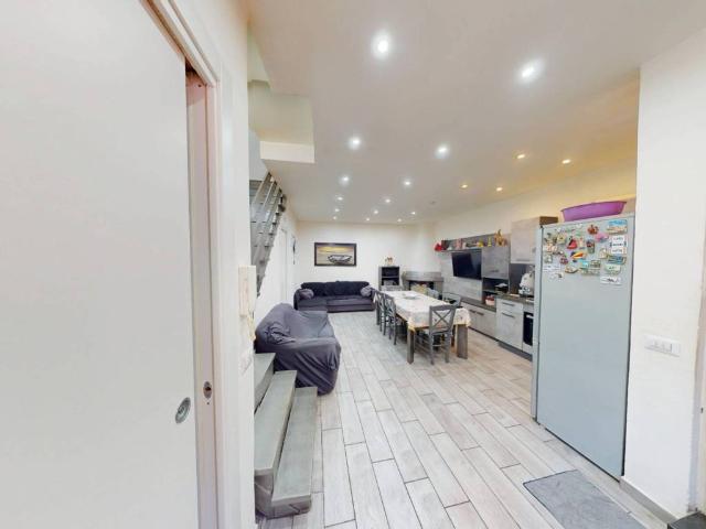 Casa indipendente in vendita a Pomigliano d'Arco NA