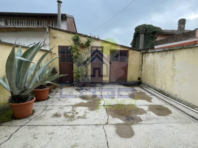 Casa indipendente in vendita a Pomponesco MN