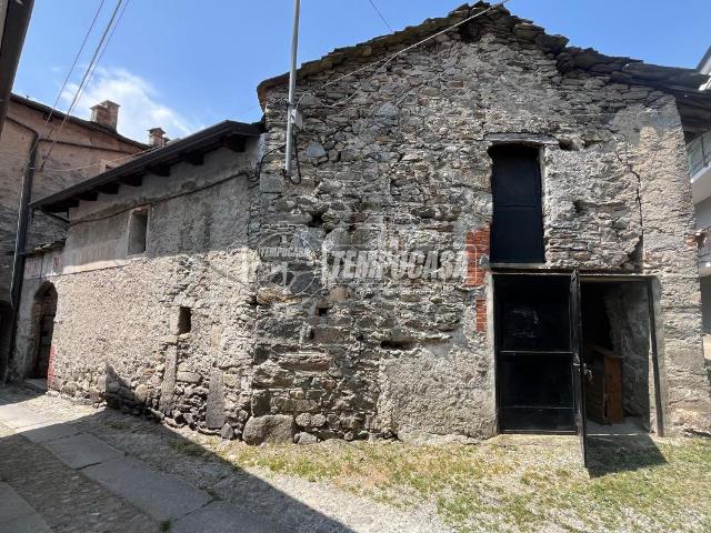 Casa indipendente in vendita a Pont Canavese