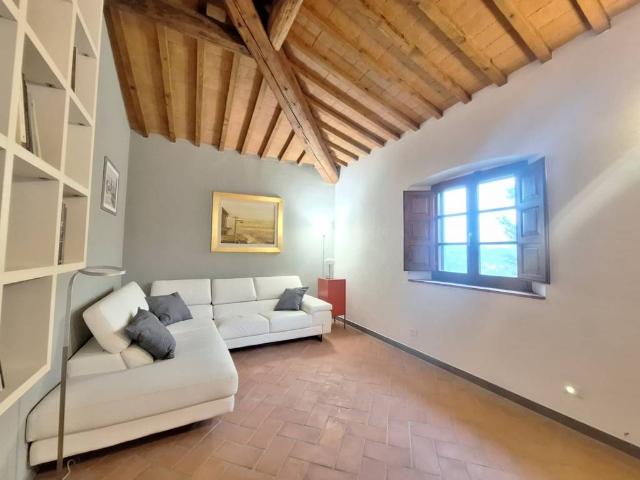 Casa indipendente in vendita a Pontassieve FI