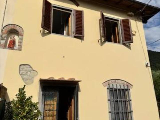 Casa indipendente in vendita a Pontassieve FI