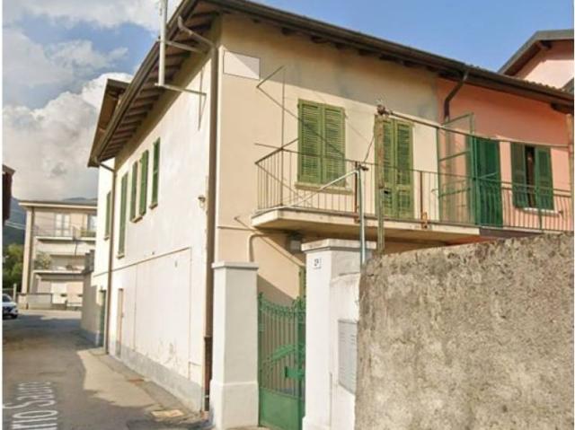 Casa indipendente in vendita a Ponte Lambro CO