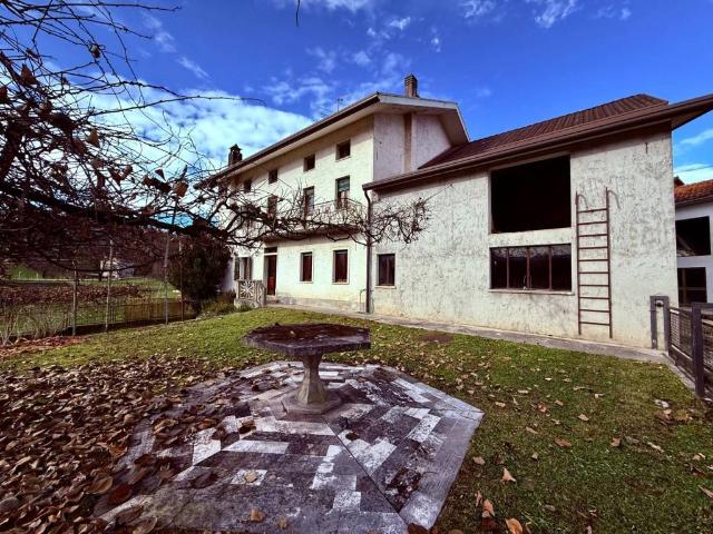 Casa indipendente in vendita a Ponte nelle Alpi BL