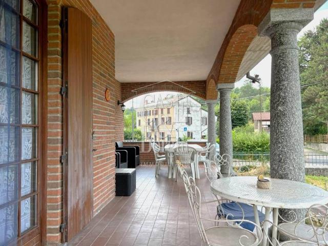 Casa indipendente in vendita a Ponte Nizza PV
