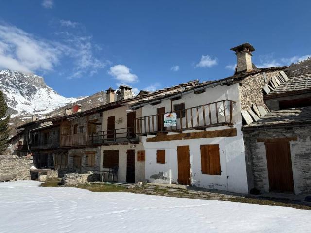 Casa indipendente in vendita a Pontechianale CN