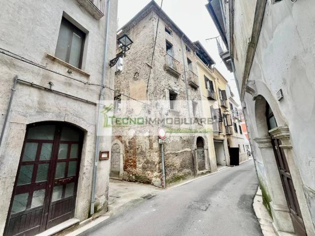 Casa indipendente in vendita a Pontecorvo FR