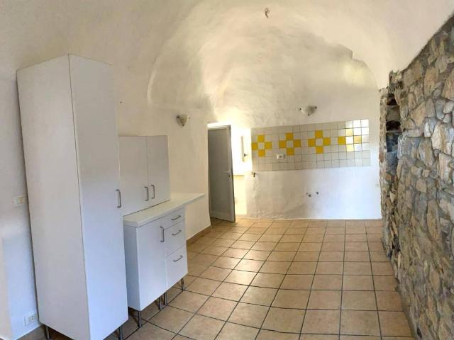Casa indipendente in vendita a Pontedassio IM