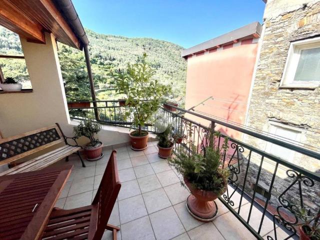 Casa indipendente in vendita a Pontedassio IM
