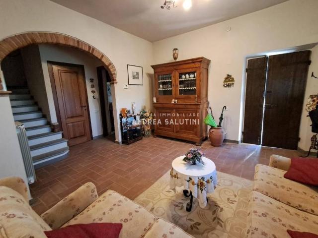 Casa indipendente in vendita a Pontedera PI