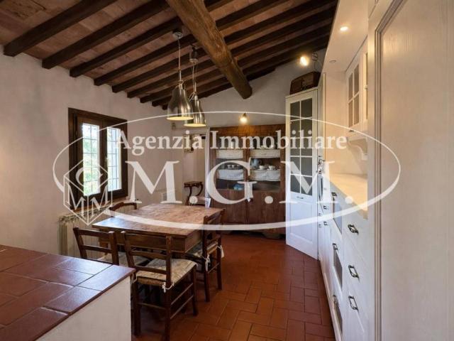 Casa indipendente in vendita a Pontedera PI